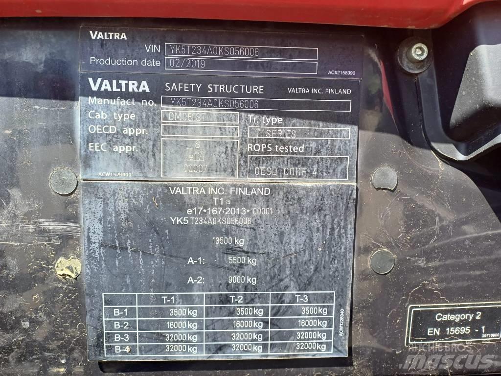 Valtra T 234 A Tratores Agrícolas usados