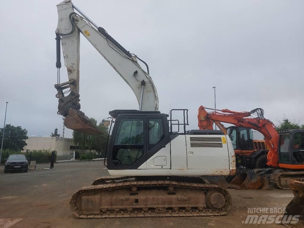 CASE CX 210 D Escavadoras de rastos