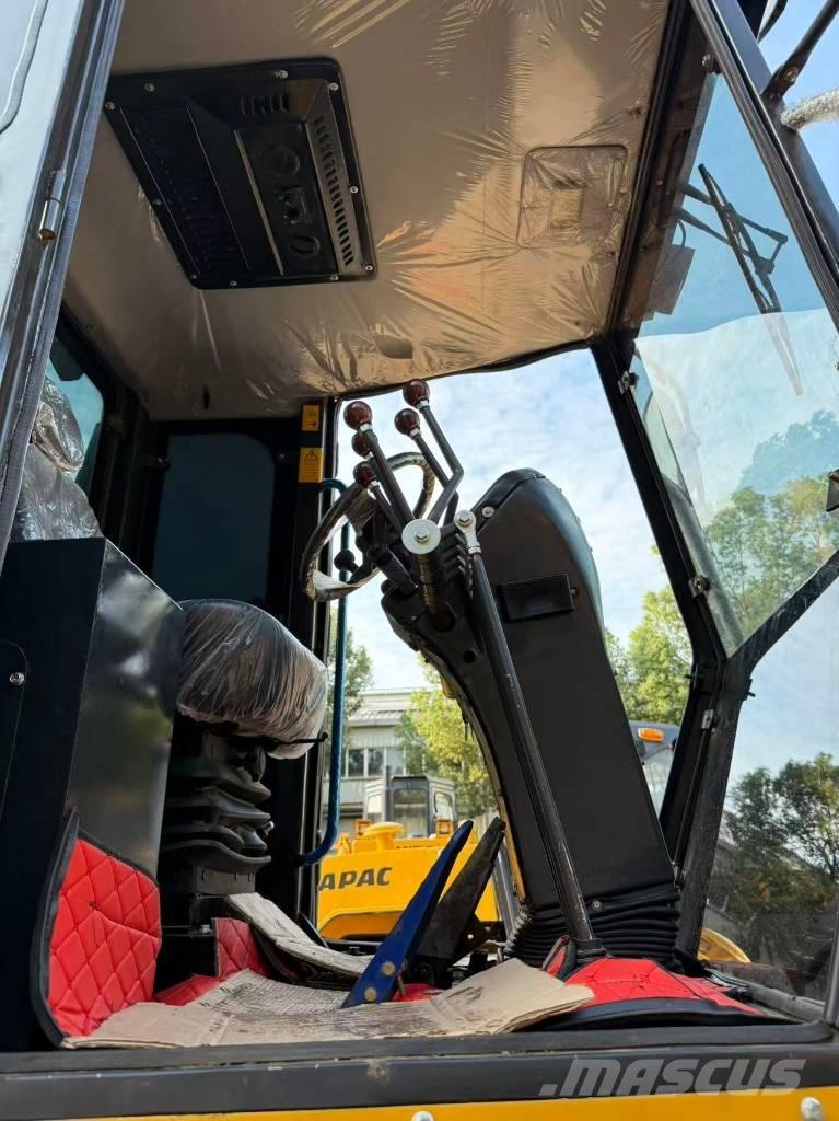 XCMG GR 1803 Motoniveladoras