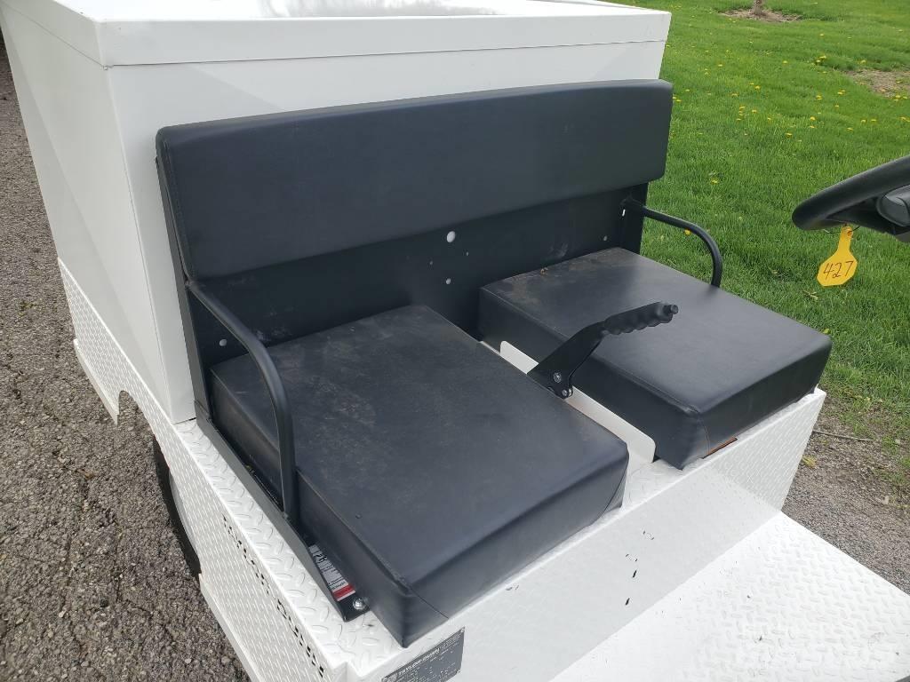 Taylor-Dunn R380 Tractores de reboque