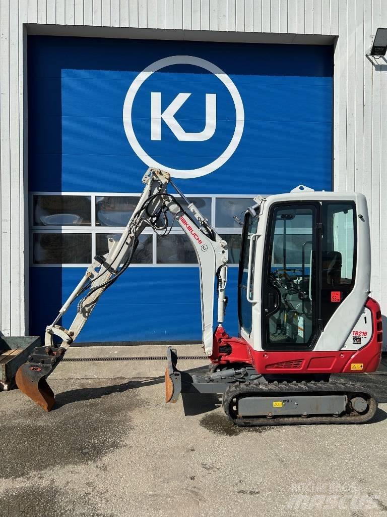 Takeuchi TB 216 Mini Escavadoras <7t