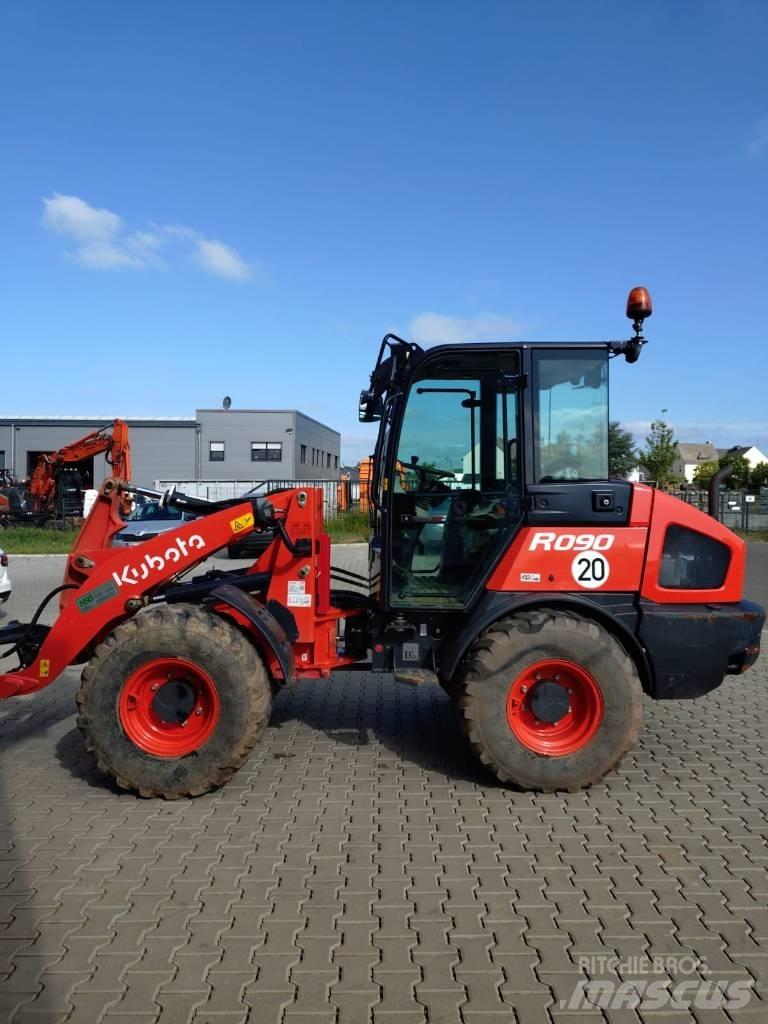 Kubota R 082 Pás carregadoras de rodas