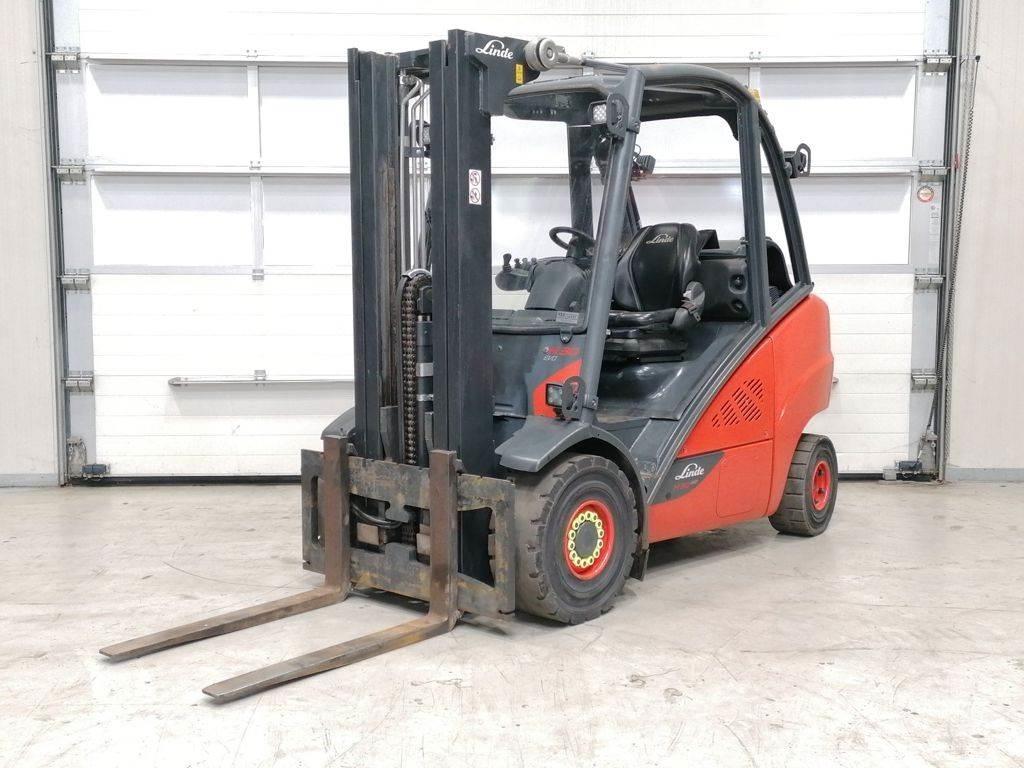 Linde H30T-02 Empilhadores a gás