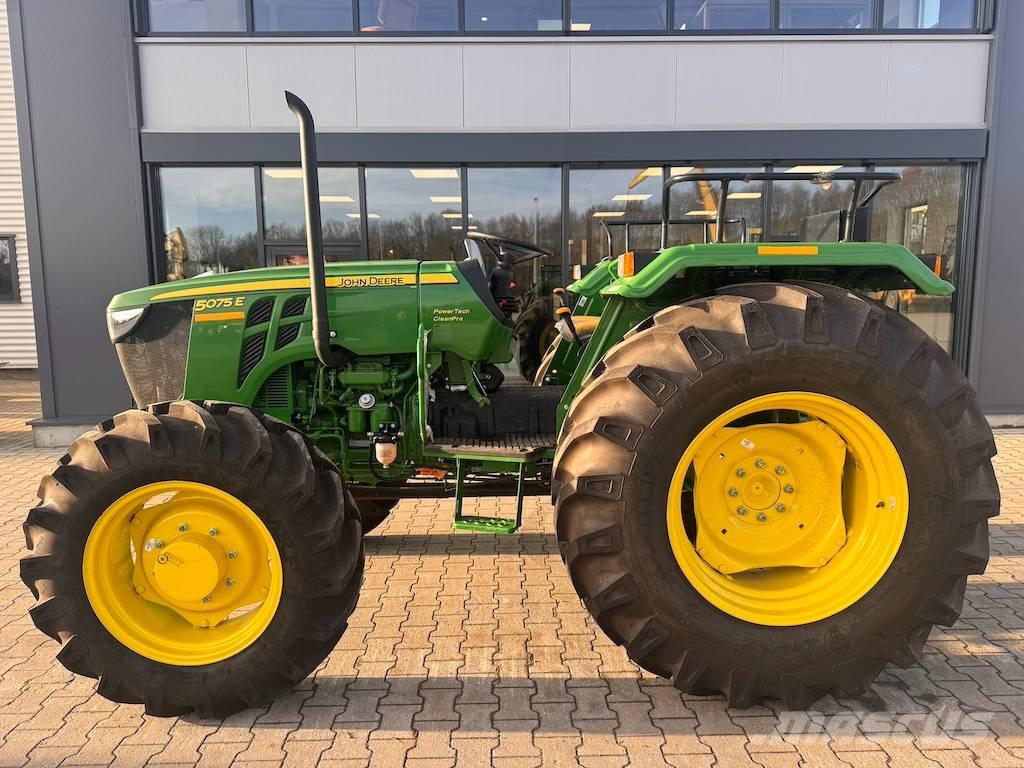 John Deere 5075 E Tratores Agrícolas usados