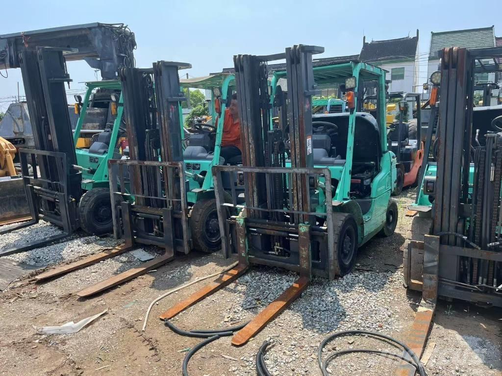 Mitsubishi FD 30 N Empilhadores Diesel
