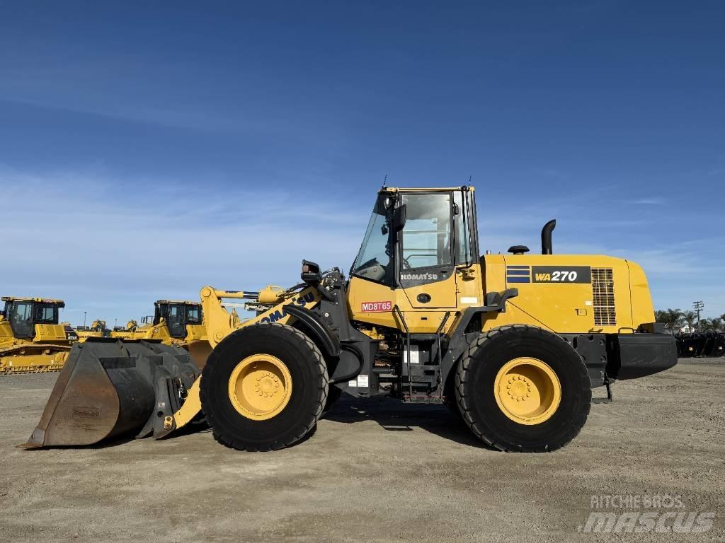 Komatsu WA 270-7 Pás carregadoras de rodas