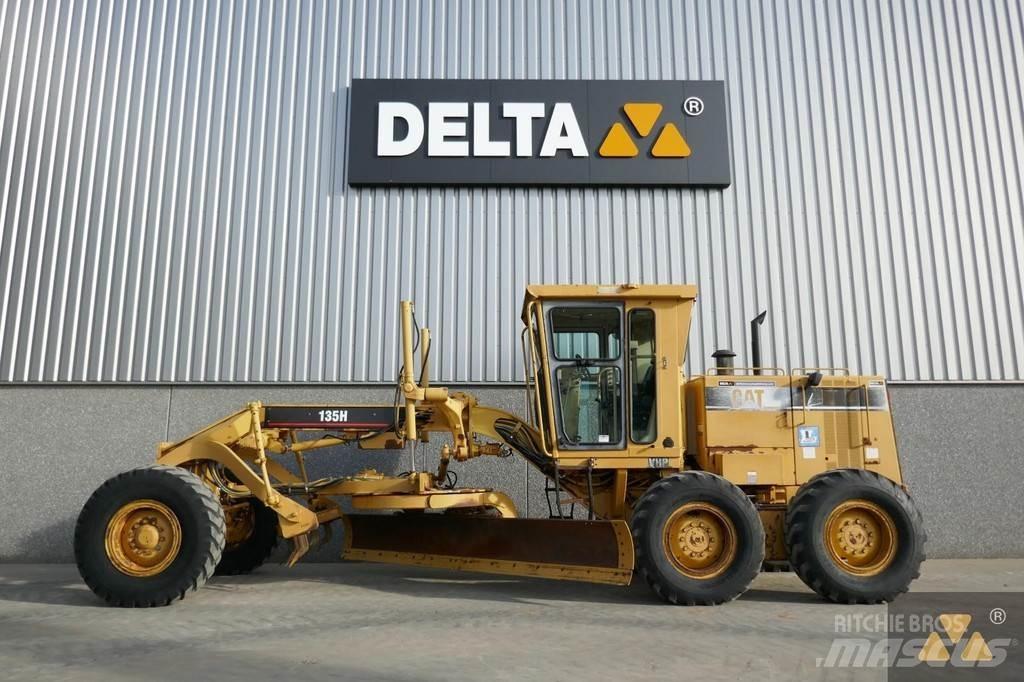 CAT 135H Motoniveladoras