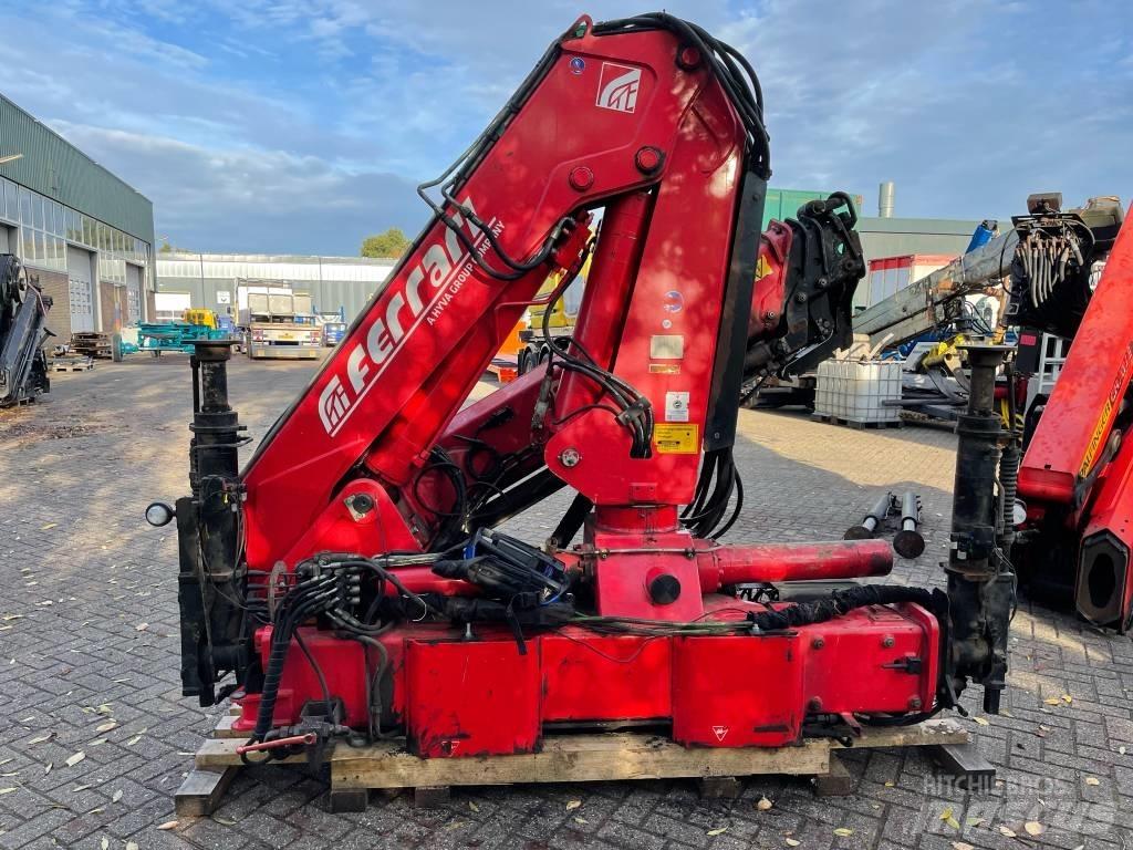 Ferrari F 178 A.3 Gruas carregadoras