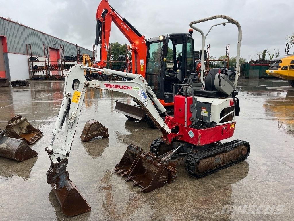 Takeuchi TB 210 R Mini Escavadoras <7t