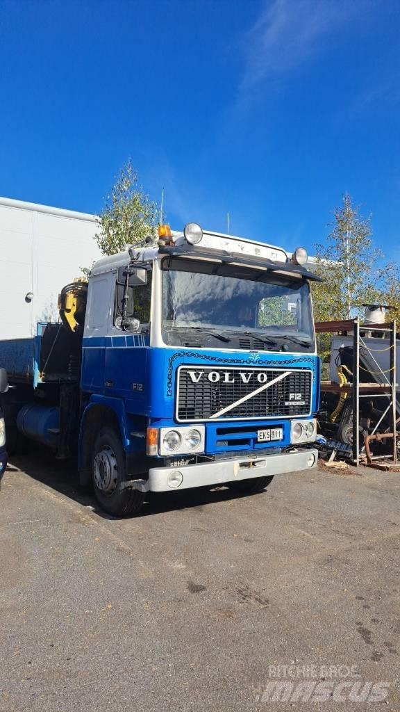 Volvo F 12 Camiões grua