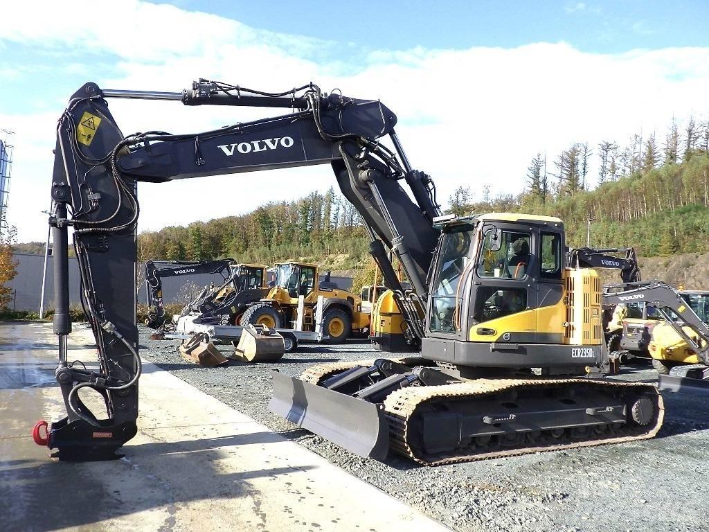 Volvo ECR 235 D Escavadoras de rastos