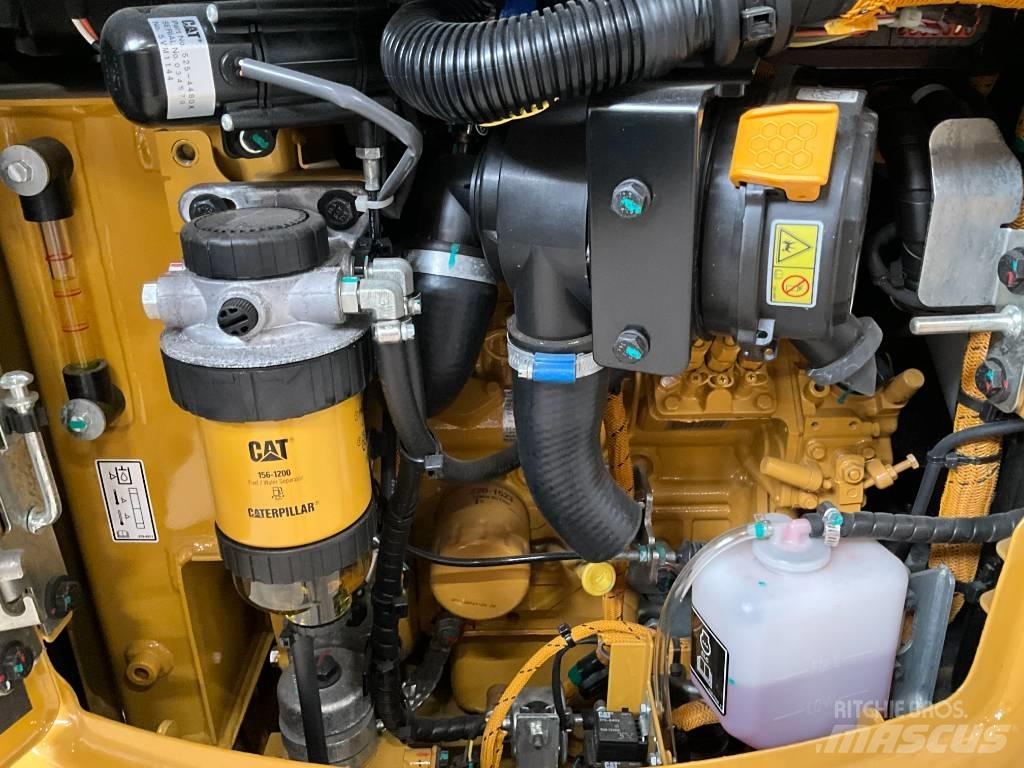 CAT 301.8 UNUSED Mini Escavadoras <7t