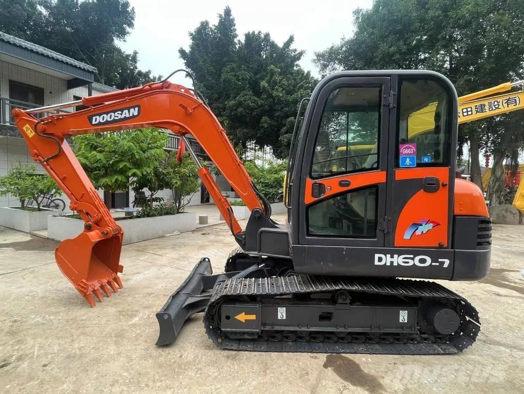 Doosan DH 60-7 Mini Escavadoras <7t