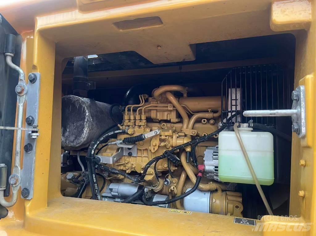 CAT 310 Escavadoras de rastos