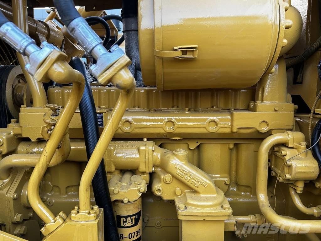 CAT D7G Dozers - Tratores rastos