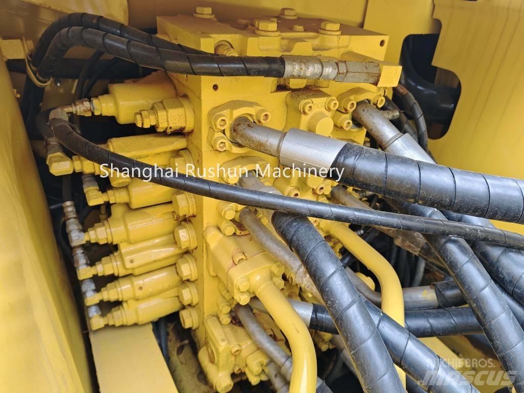 Komatsu PC210-8 Escavadoras de rastos