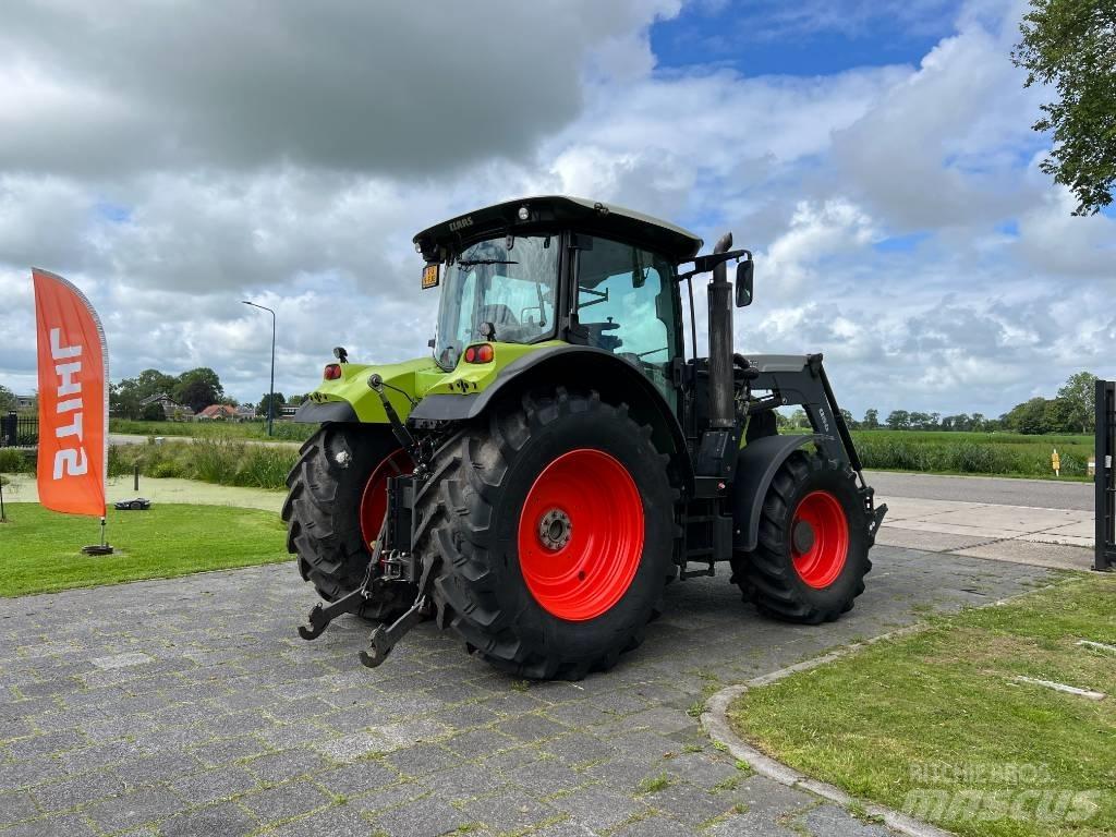 CLAAS Arion 530 CIS Tratores Agrícolas usados