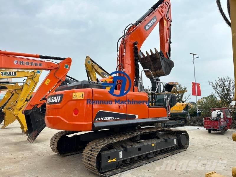Doosan DX 225 LC-9C Escavadoras de rastos
