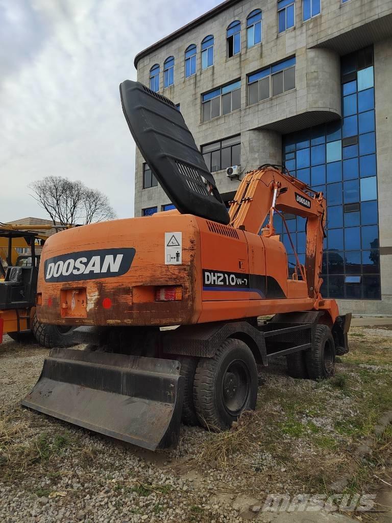 Doosan DH 210 W-7 Escavadoras de rodas