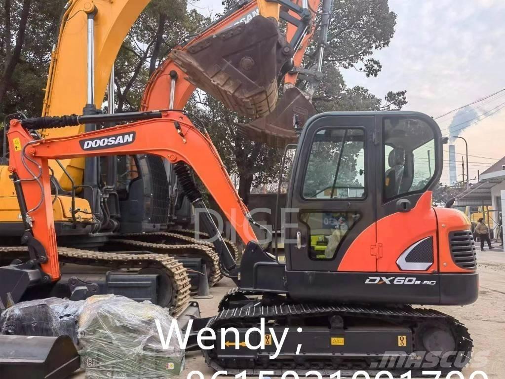 Doosan DX 60 Mini Escavadoras <7t