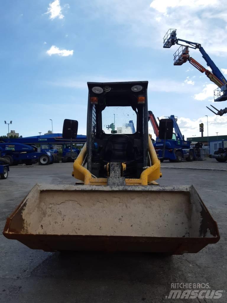 Neuson 501 S Carregadoras de direcção deslizante