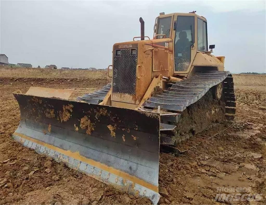 CAT D 6 N Dozers - Tratores rastos