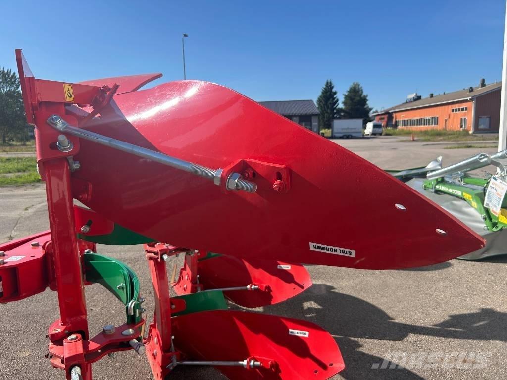 Agro-Masz PO3 Charruas reversíveis