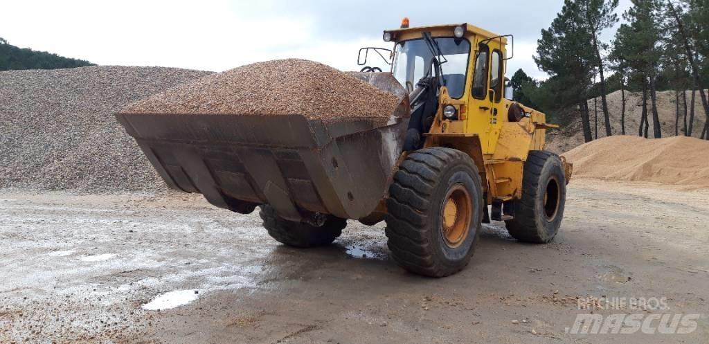  Cargadora volvo L90 Mini carregadoras