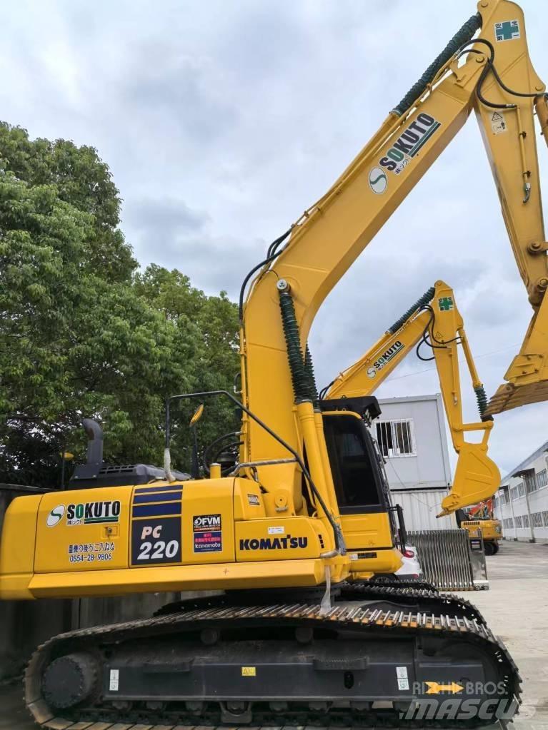 Komatsu PC 220-8 Escavadoras de rastos