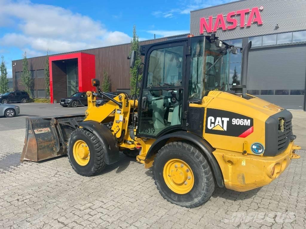 CAT 906M Pás carregadoras de rodas