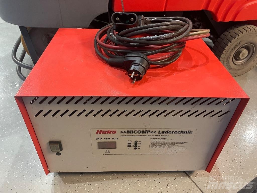 Hako B 750 R SOLD Varredoras