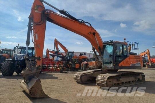Develon DX225LC-5 Escavadoras de rastos