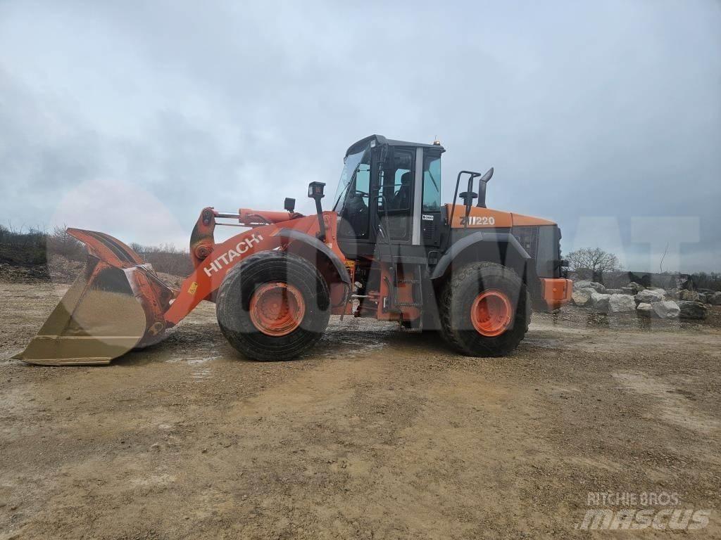 Hitachi ZW 220 Pás carregadoras de rodas