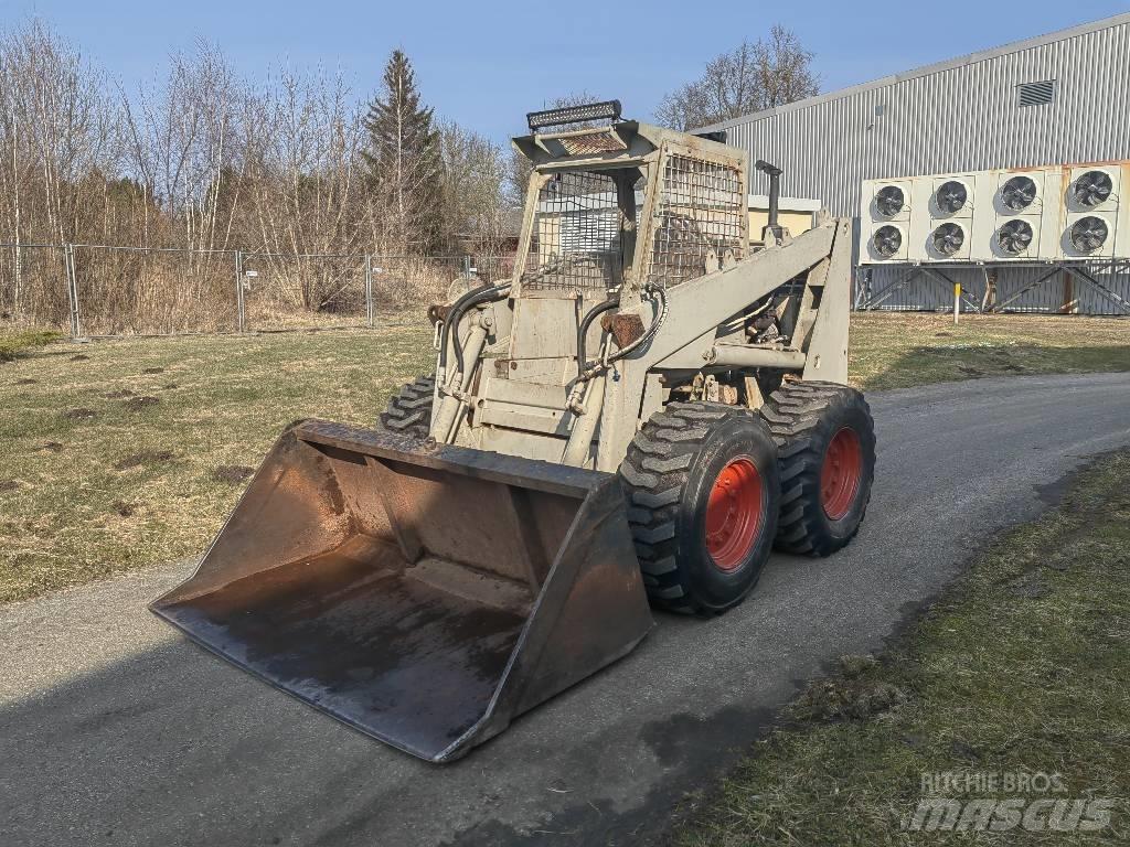 Bobcat M 970 Carregadoras de direcção deslizante