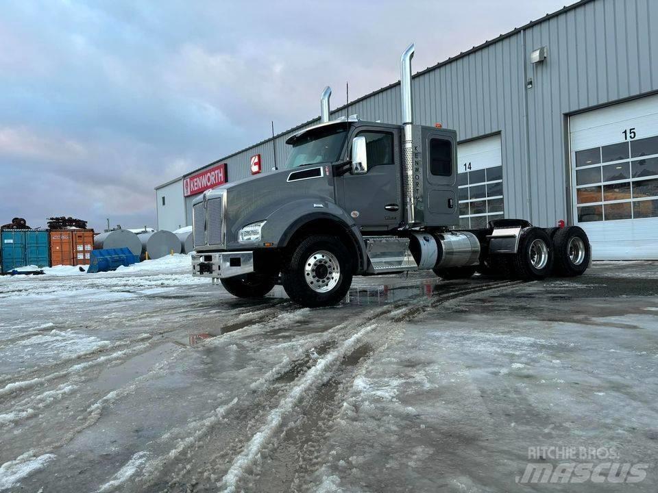 Kenworth T 880 Tractores (camiões)