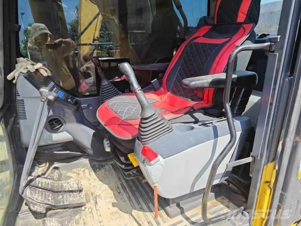 Komatsu PC 450-8 Escavadoras de rastos