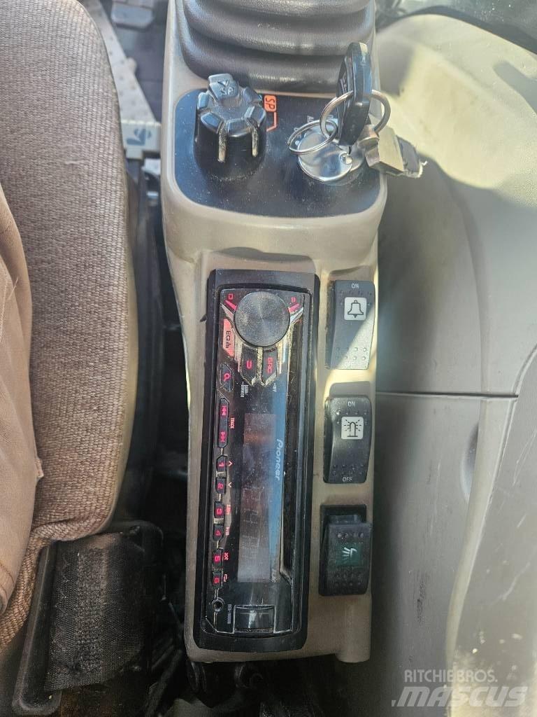 CASE CX 235 C SR Escavadoras de rastos