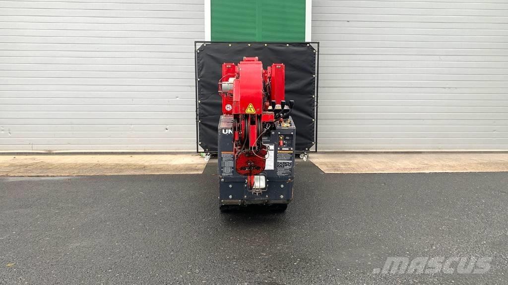 Unic URW 295 Mini gruas