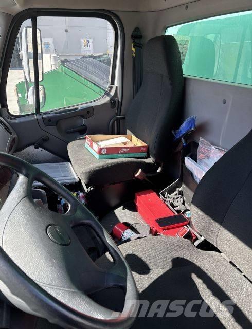 Freightliner M2 Camiões de entrega de bebidas