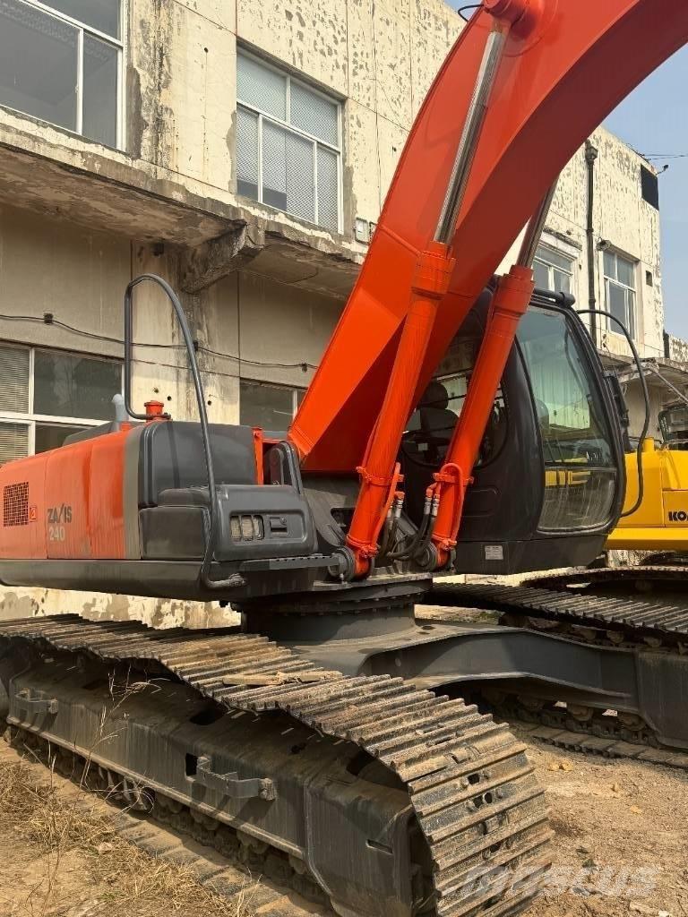 Hitachi ZX 240 Escavadoras de rastos