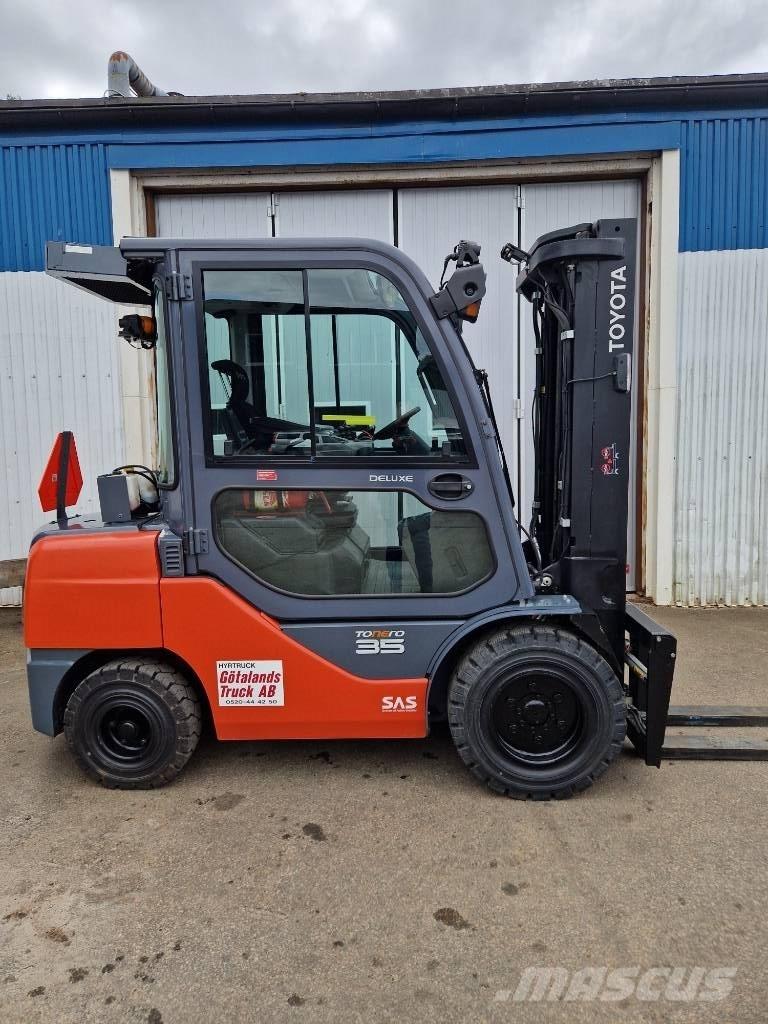 Toyota 8 FDJF 35 Empilhadores Diesel