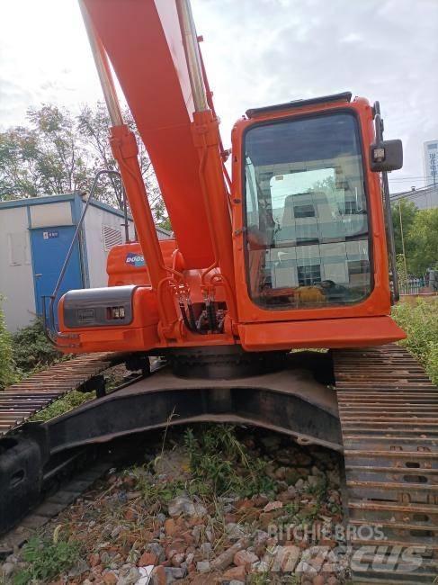 Doosan DX 300 Escavadoras de rastos