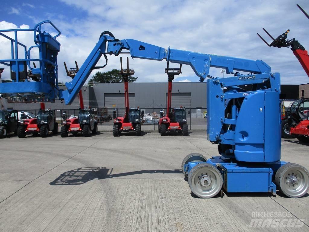 JLG E 300 AJP (180) Elevadores braços articulados