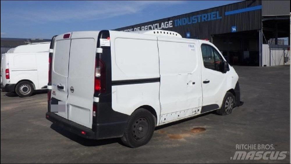 Nissan NV 300 Caixa fechada