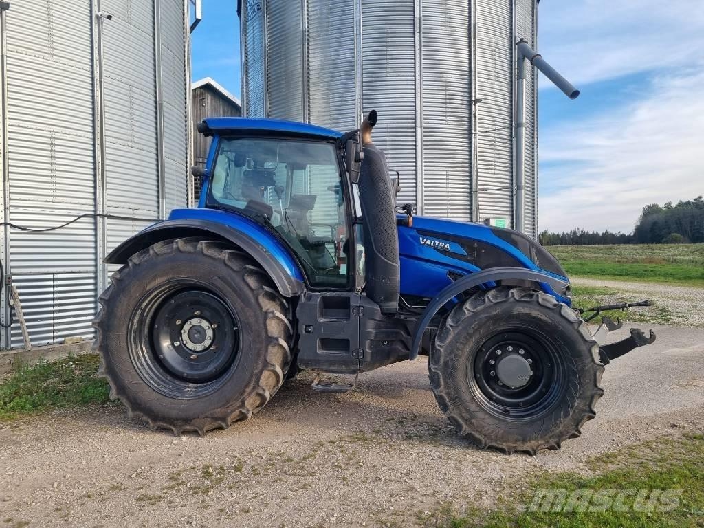 Valtra T 254 V Tratores Agrícolas usados