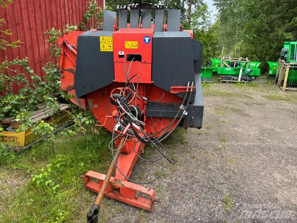 Kuhn Primor 3560 Cortadores, moinhos e desenroladores de fardos