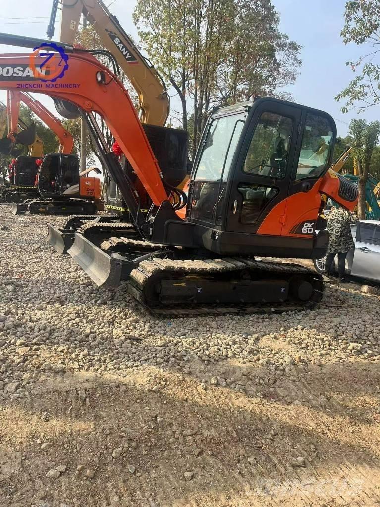 Doosan DX 60 Mini Escavadoras <7t