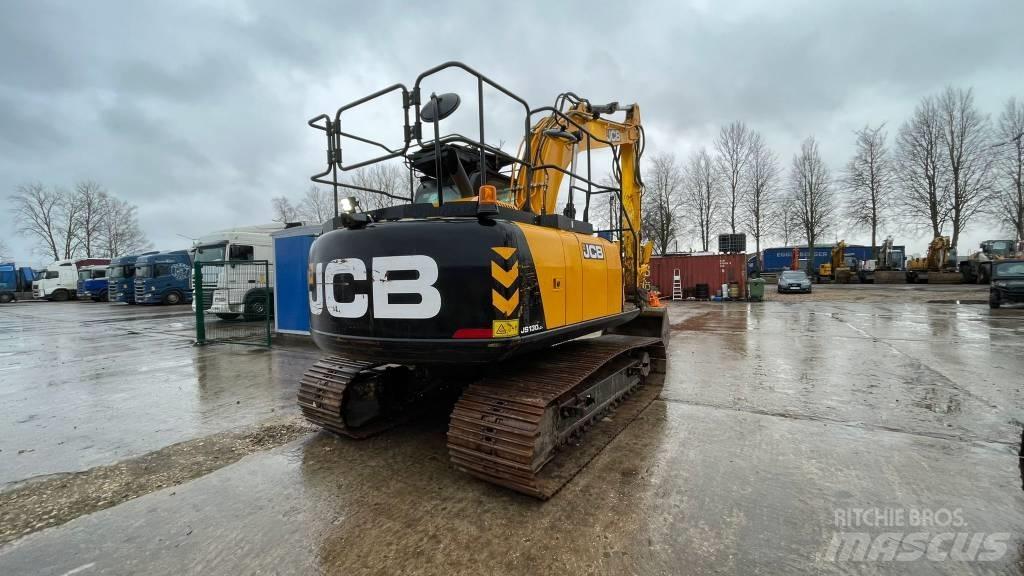 JCB JS 130 LC Escavadoras de rastos