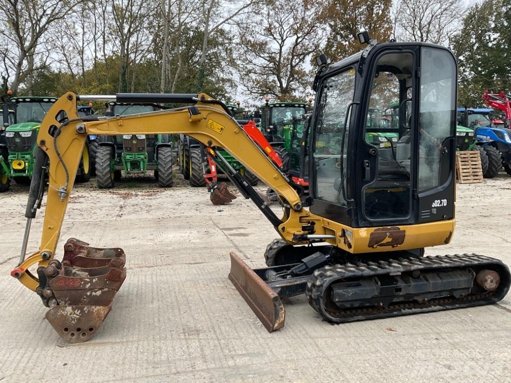 CAT 302.7 D CR Mini Escavadoras <7t