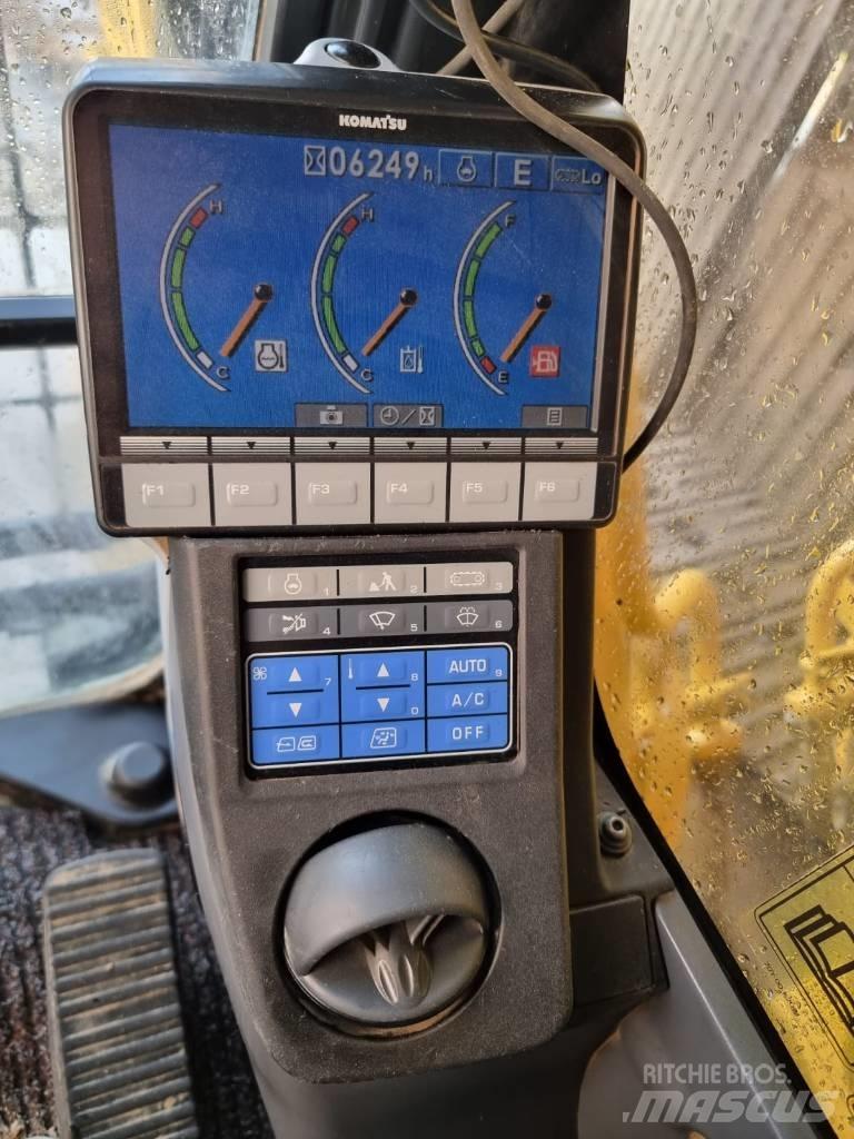 Komatsu PC 210-8 Escavadoras de rastos